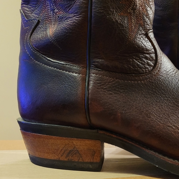 Like new Tony Lama Vibram sole - Picture 3 of 7